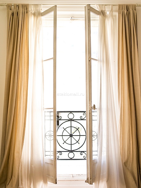 Дверь Красивое окно с балконом в Париже D_1087446824 слайд 2